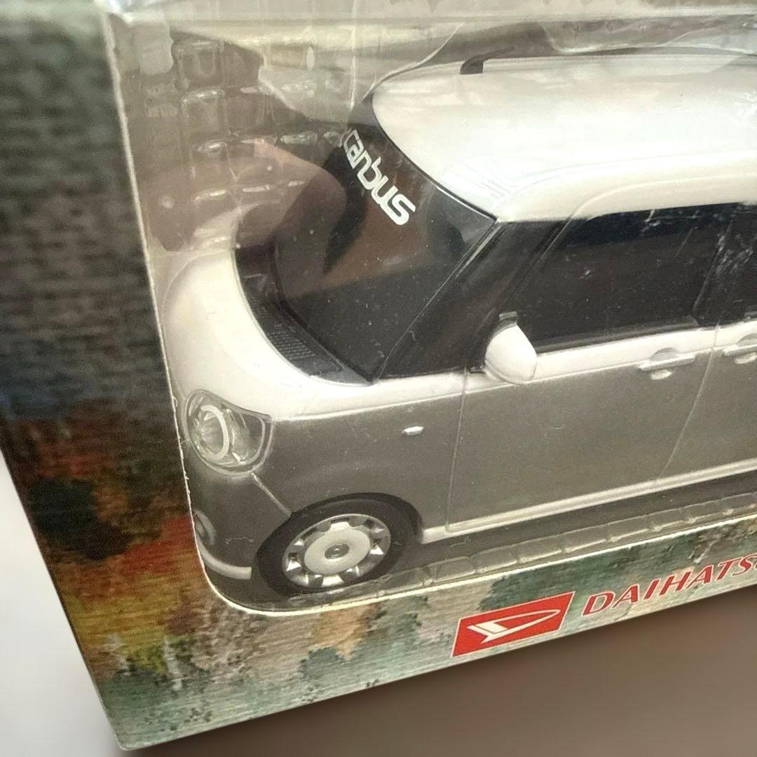 初代 旧型 ムーヴ キャンバス ダイハツ プルバックカー　シルバー ×ホワイト