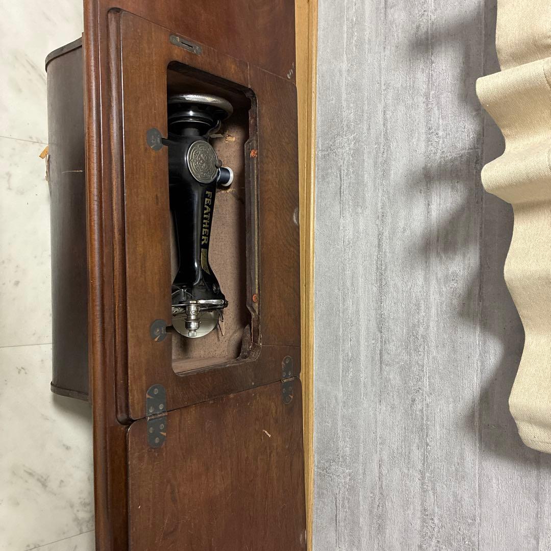 木製クラシック座卓 天板のみ　ミシン収納付き※取り外し予定