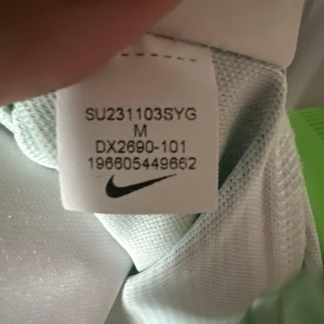 サッカーリヴァプール23/24ユニフォーム