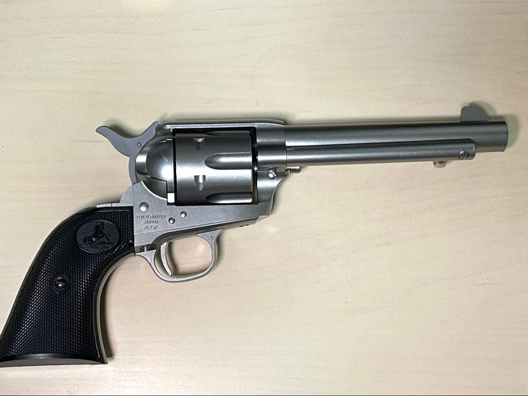 東京マルイ　SAA.45 アーティラリー 5 1/2インチ シルバー