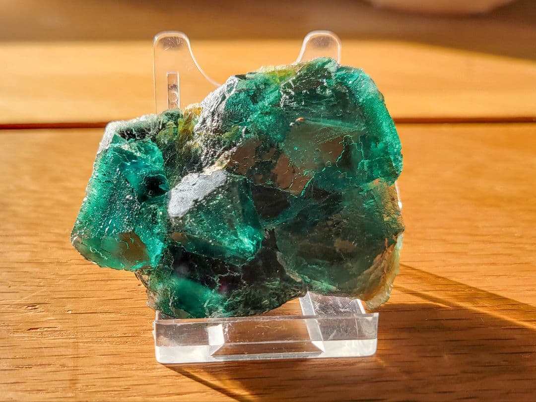 ナミビア　オコルス鉱山　フローライト原石　鉱物