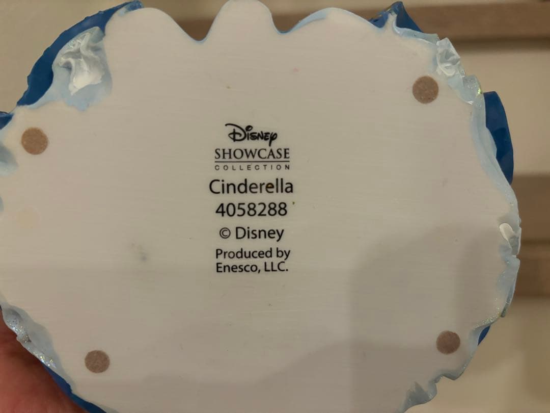 Enesco Disneyシンデレラ　ディズニーショーケース4058288