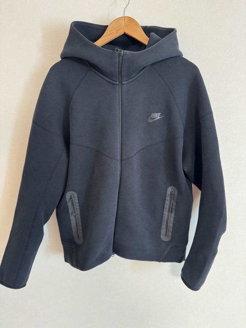 ナイキ テック フリース WR フルジップ　フーディfb7922-010