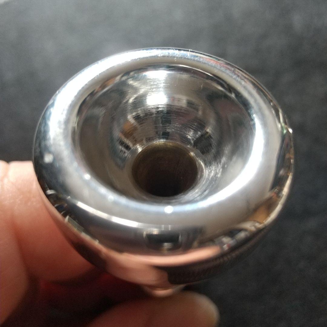 Bach トランペットマウスピース 7C 。ノーピリオド。ビンテージ