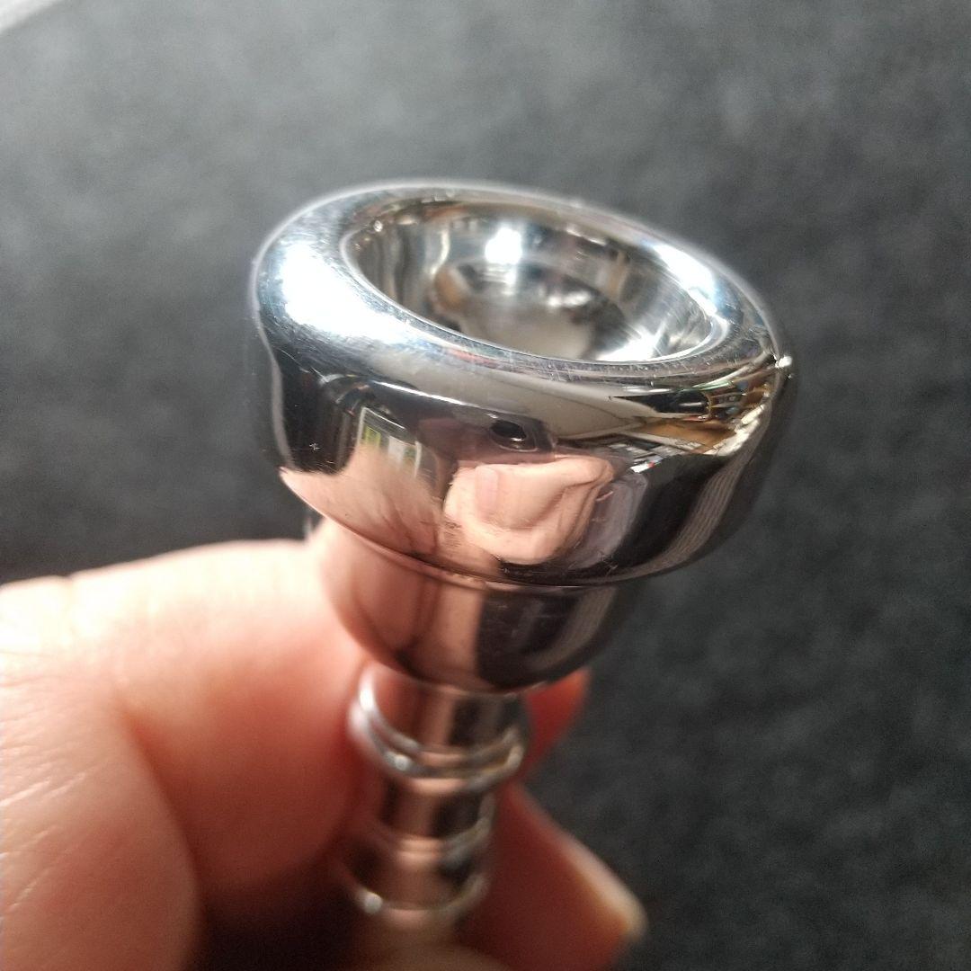 Bach トランペットマウスピース 7C 。ノーピリオド。ビンテージ