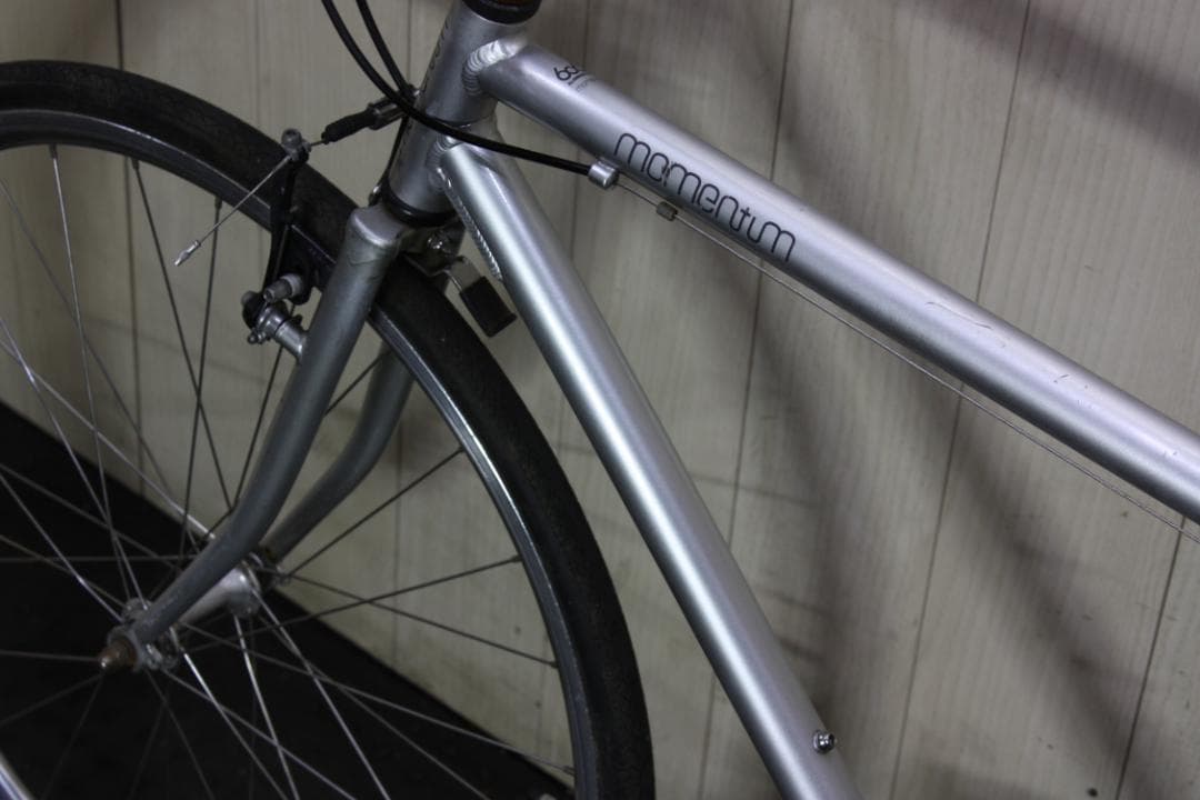 GIANT-MOMENTUM iNEED S-3 700C 7速480mmクロス