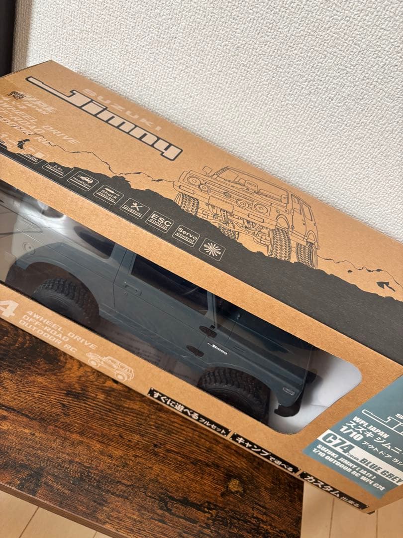 スズキ ジムニーJA11 1/10アウトドアラジコン C74 BLUE
