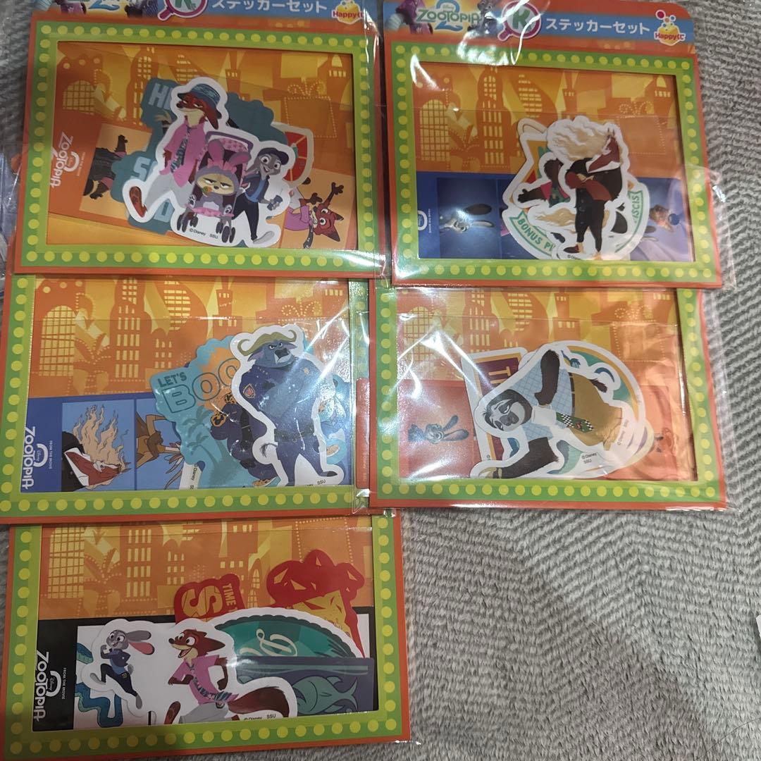 ズートピア 2 Happyくじ ポスターフィギュア