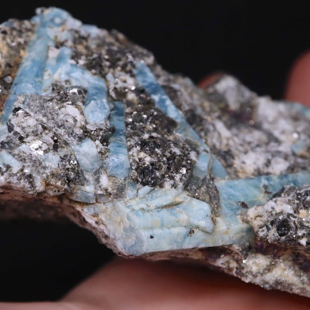 自主採掘！アクアマリン カリフォルニア産224g　AQ206 鉱物　原石　天然石