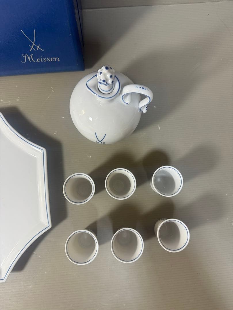 2331マイセン 歴代双剣マーク 酒器 カップ トレイ ボトル 皿 8点 セット