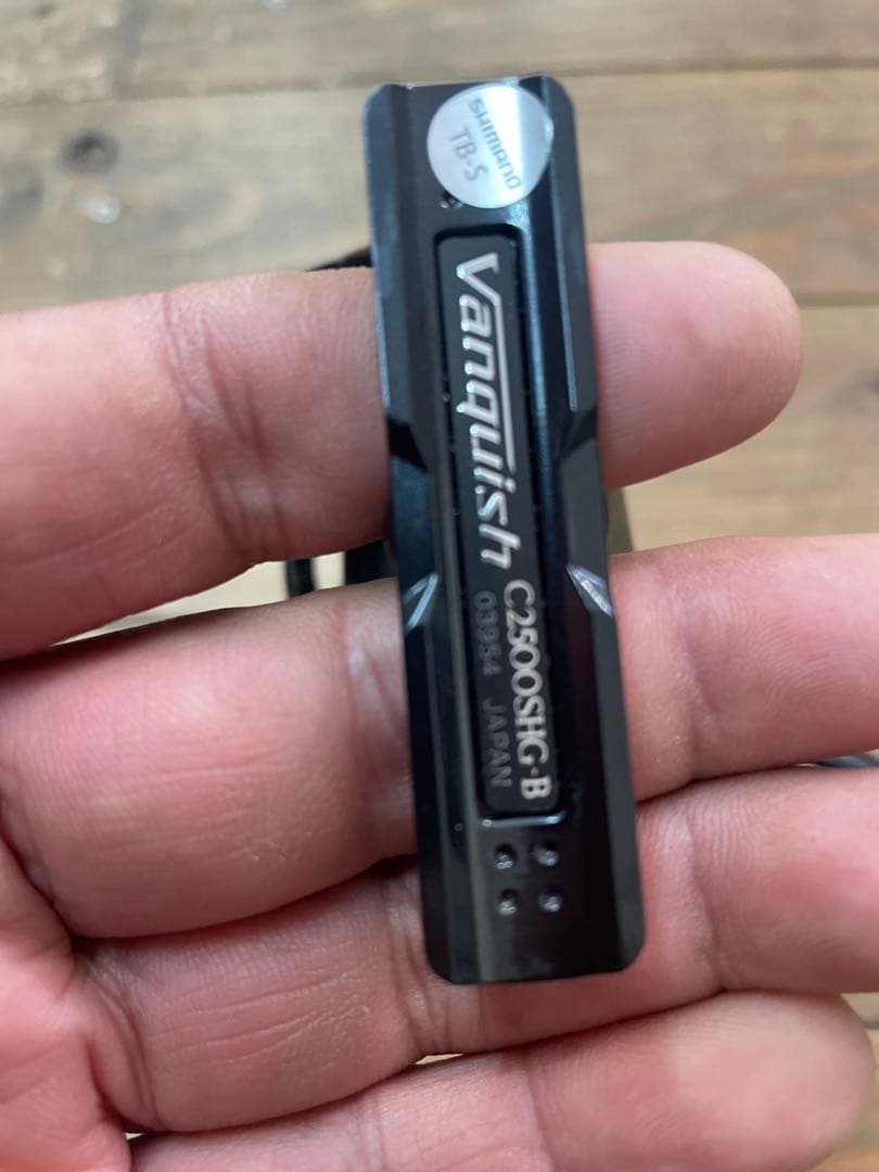 SHIMANO Vanquish C2500SHG スピニングリール
