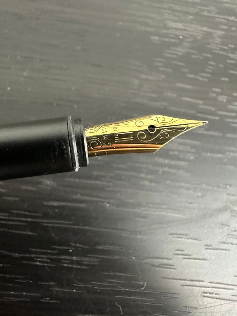 ★高級筆記具★ダンヒル dunhill 万年筆 14Kペン先 ベッコウ柄