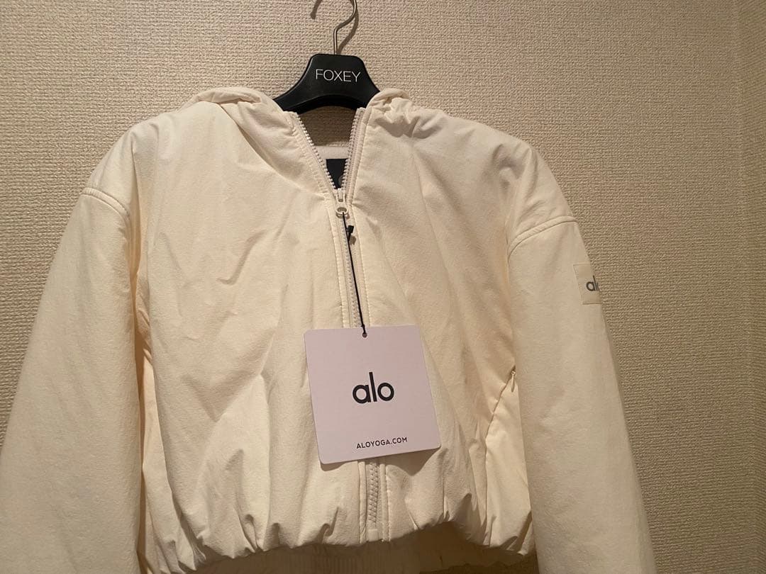 未使用　試着のみ alo ホワイト クロップドジャケット S