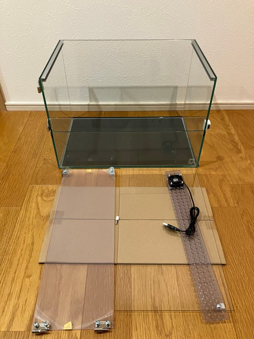 アクアサイダーのイモリウム水槽 サイズ40cm