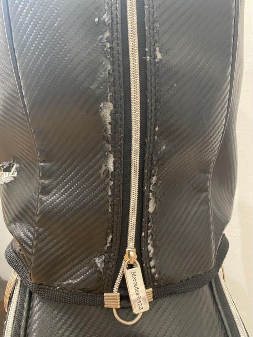 メルセデスベンツ×タイトリスト キャディーバック