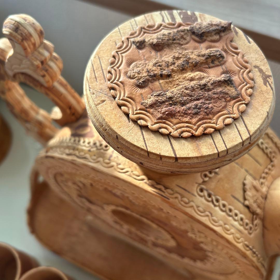 白樺の樹皮で作られたロシアの伝統的な茶器セット 6点セット