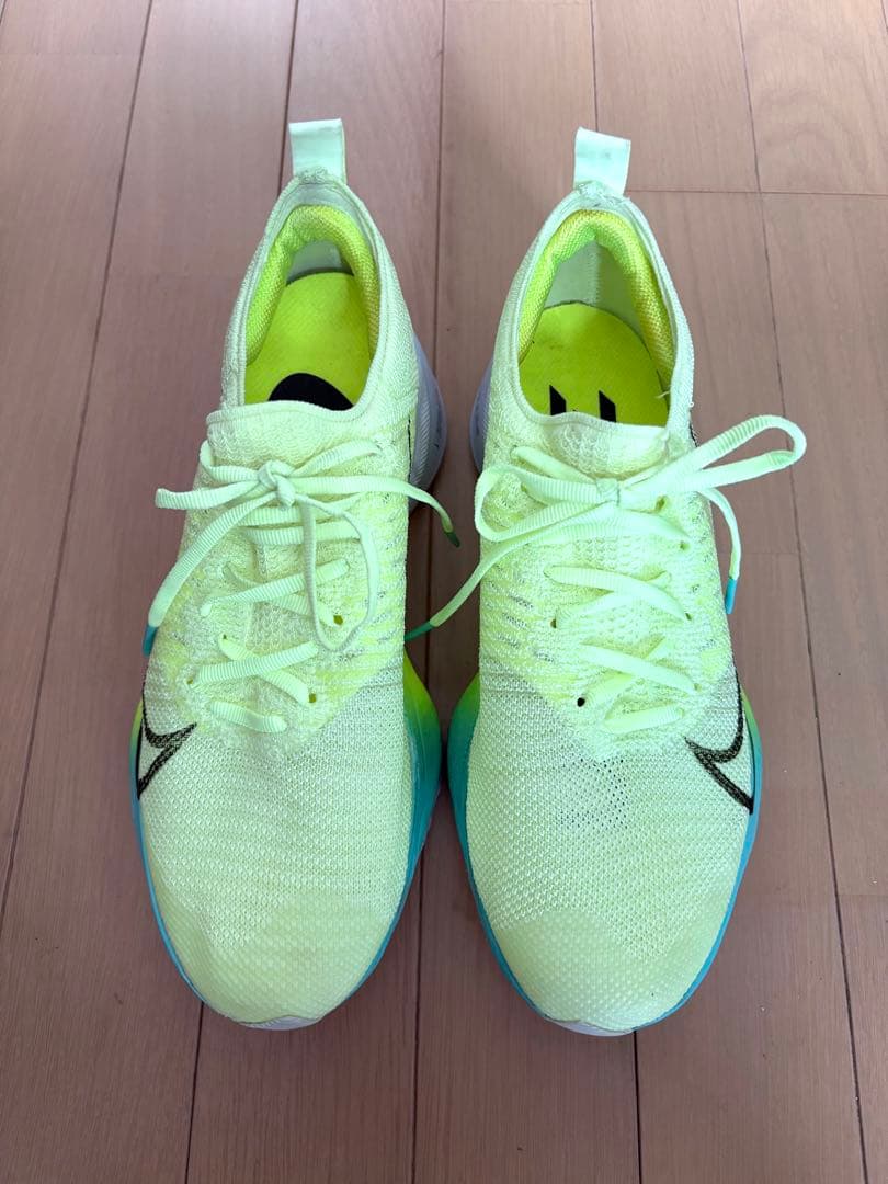 ナイキ(NIKE) ランニングシューズ エアズーム テンポ ネクスト% 24cm