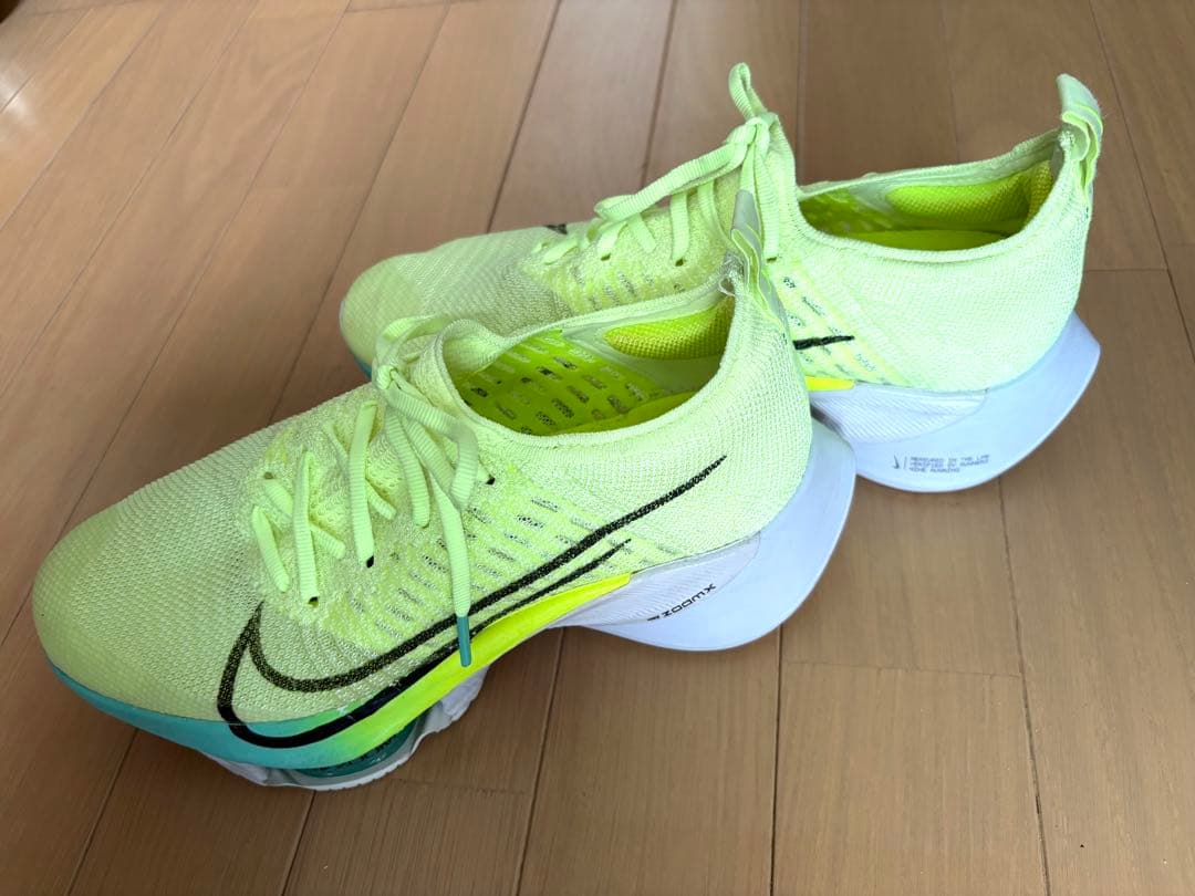 ナイキ(NIKE) ランニングシューズ エアズーム テンポ ネクスト% 24cm