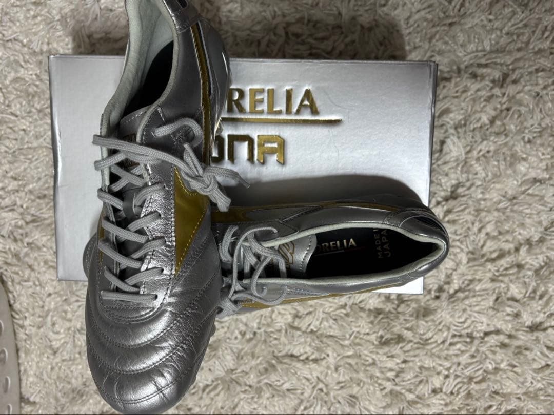 新品　超最新　超限定品　ミズノ　モレリア DNA JAPAN 26cm