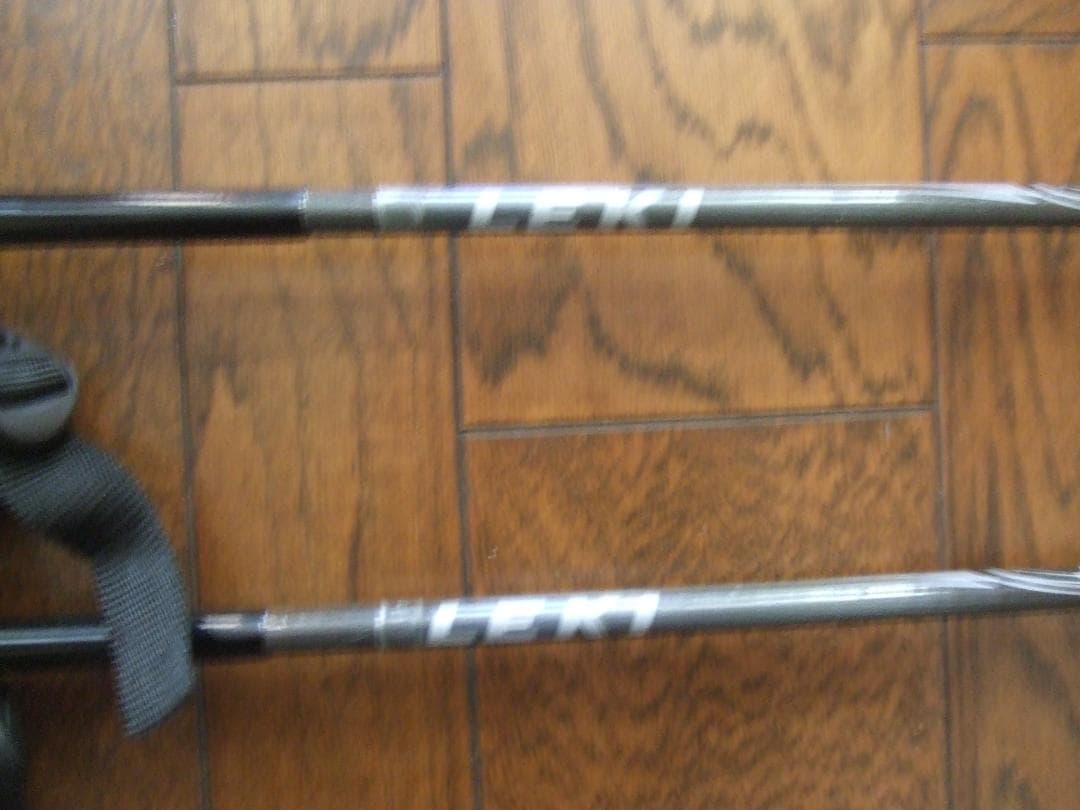 新品/展示保管品:カーボン製スノーポール　110ｃｍ：LEKI