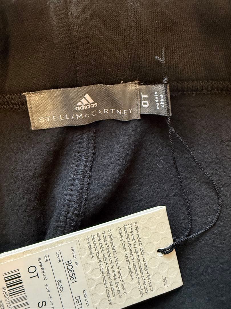 新品アディダス　ステラマッカートニー裏起毛 セットアップ 黒 パーカー＆パンツ