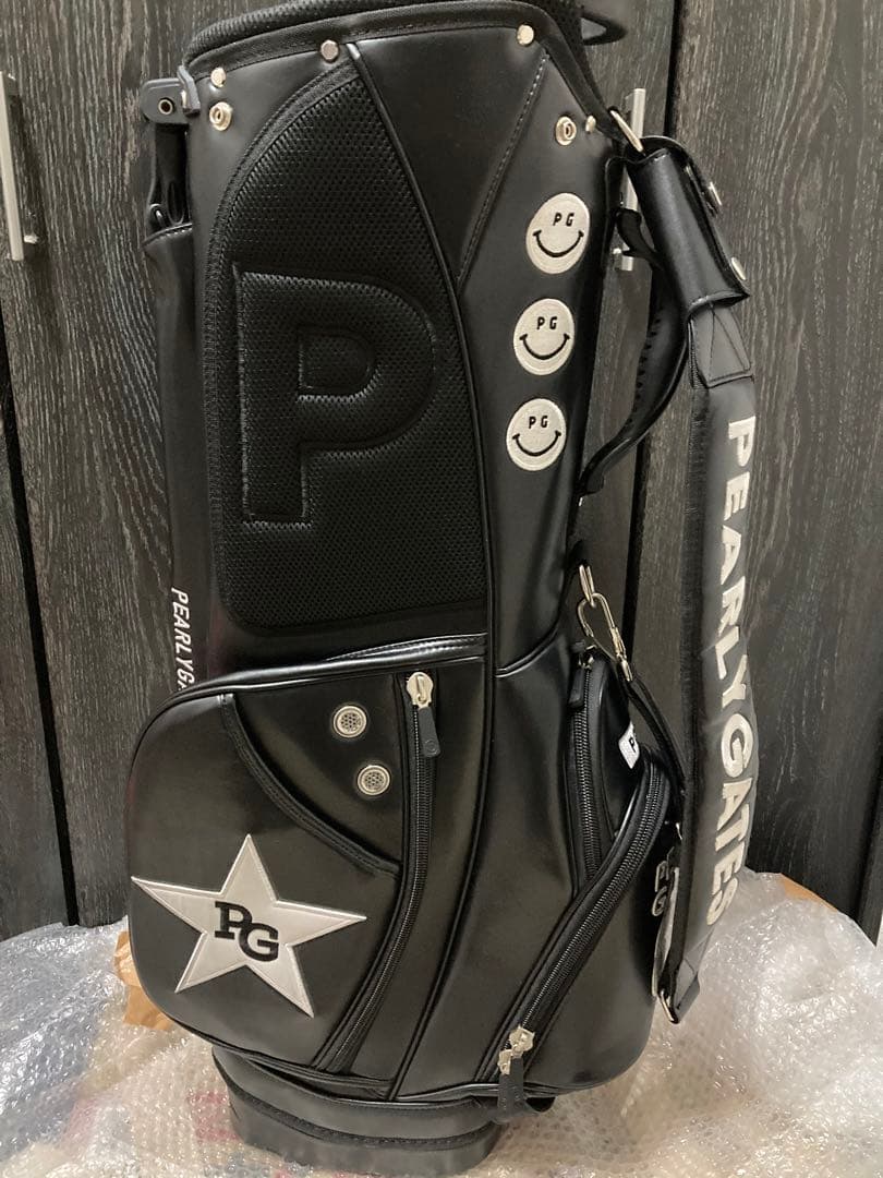 正規限定販売品ブラック、フード、スタンドにニコちゃんマーク有り