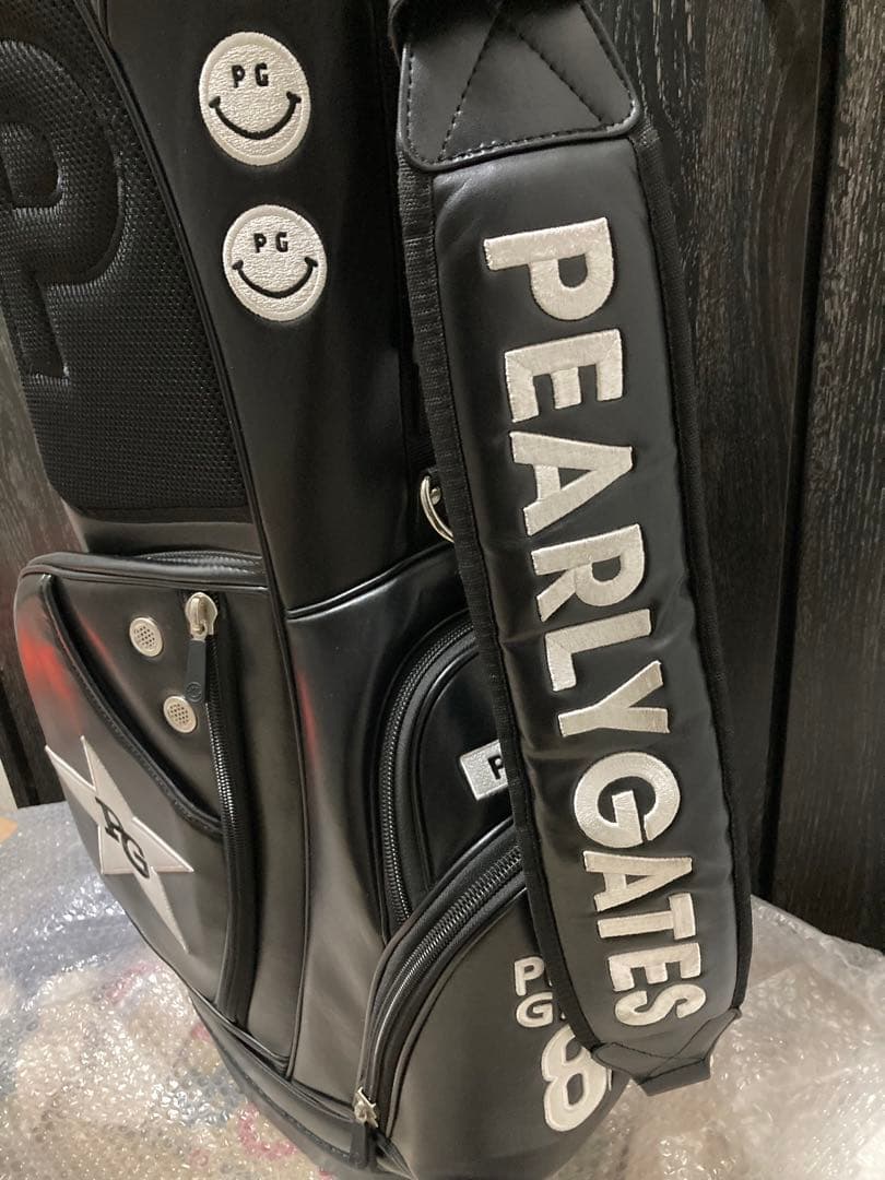 正規限定販売品ブラック、フード、スタンドにニコちゃんマーク有り