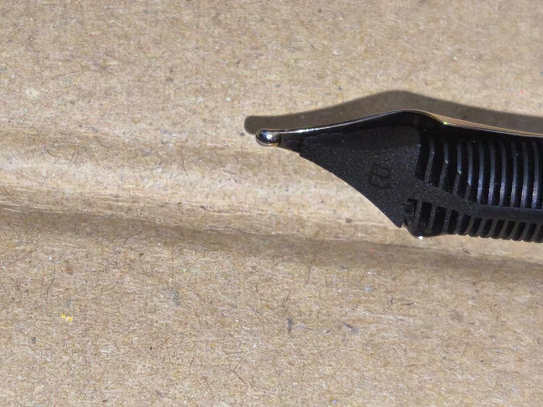 P*h様 アウロラ　オプティマ　万年筆　ペン先14K　グリーン 【中古】