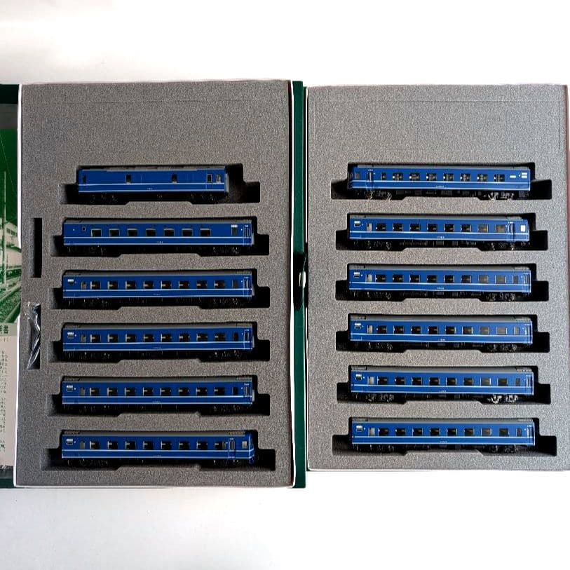 KATO 24系 寝台特急「ゆうづる」 6両基本+6両増結セット　計12両