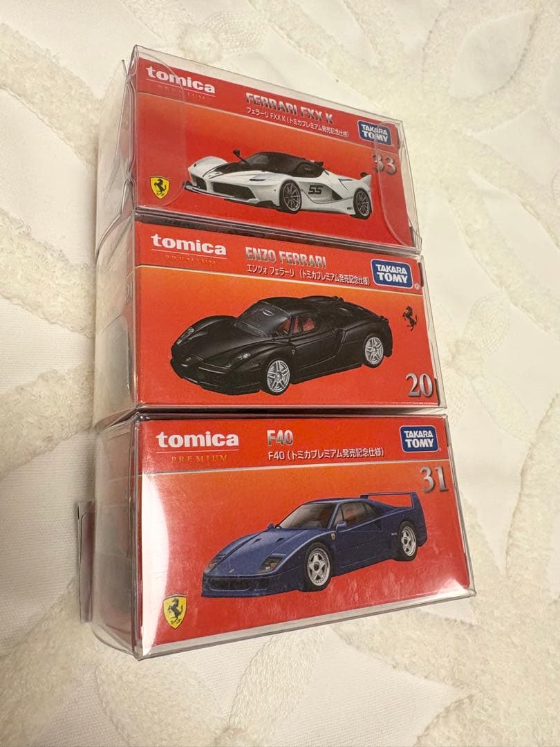 【新品未使用】トミカプレミアム フェラーリ FXX &エンツォフェラーリ&F40