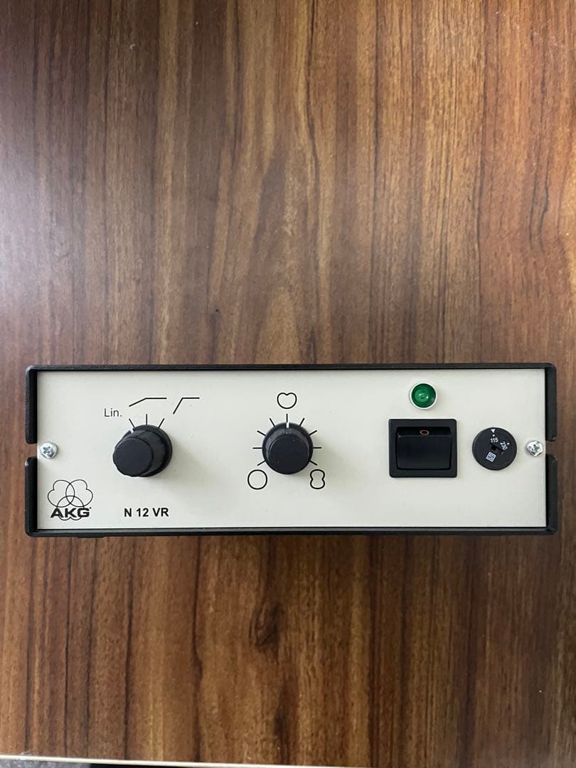 真空管マイク AKG C12VR