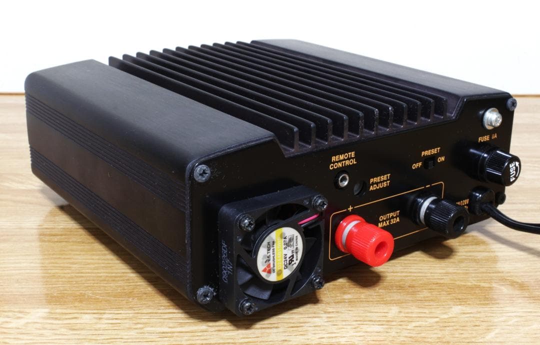 ◆ALINCO DC POWER SUPPLY DM-330MV◆