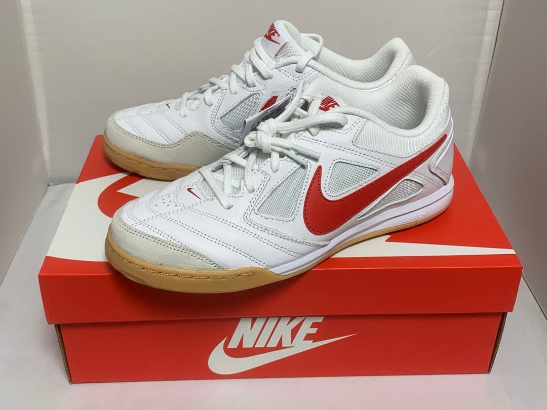 【匿名配送】ナイキ NIKE GATO フットサルシューズ 26cm 新品未使用