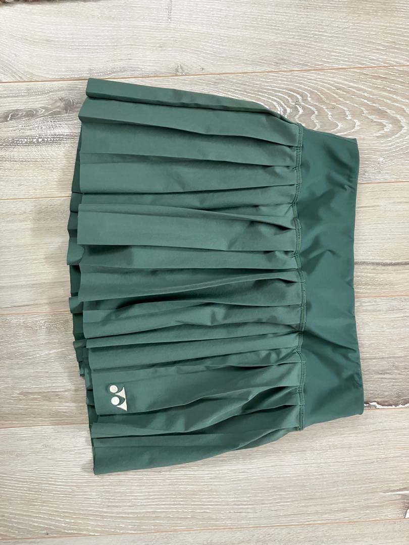 ヨネックス　テニスウェア上下セット