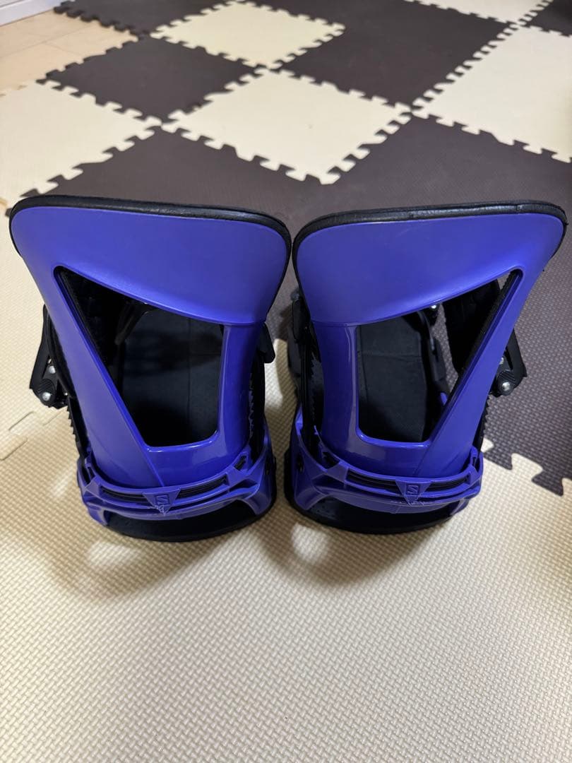 サロモン　ホログラム　Salomon HOLOGRAM 21/22 Sサイズ