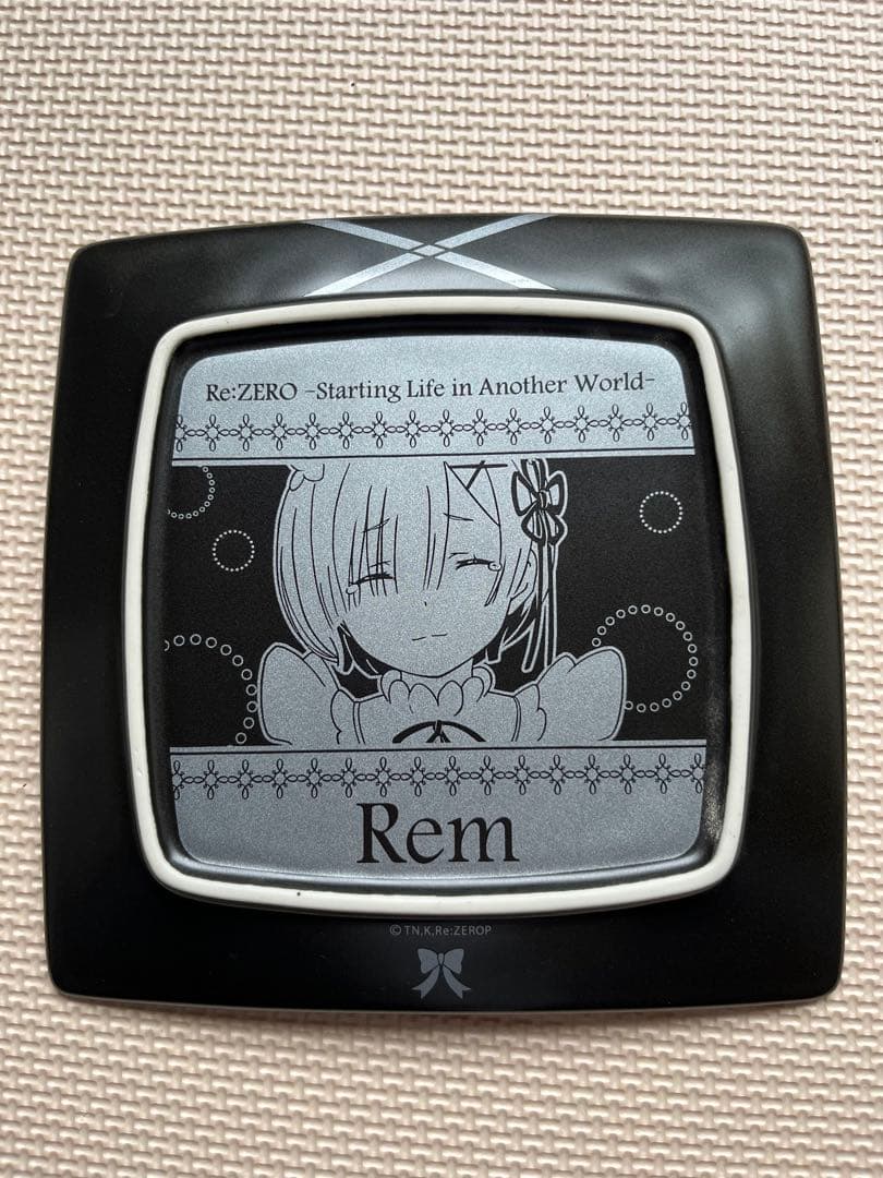 Re:ZERO Rem デザイン 黒い皿