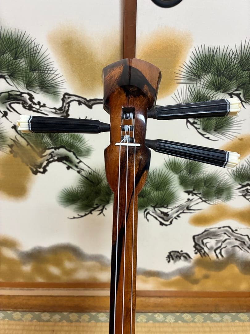 沖縄三線　エーマクルチ　本蛇皮一枚張り！