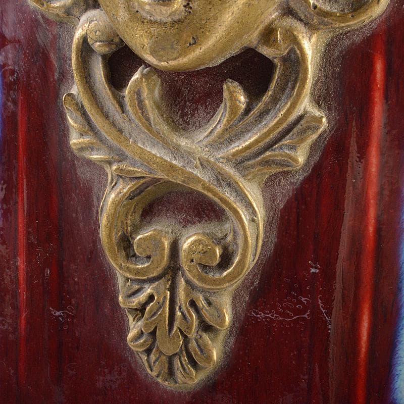 中国　大清乾隆年製款　西洋古銅装飾　辰砂　釉裏紅四方瓶　F　R7049F