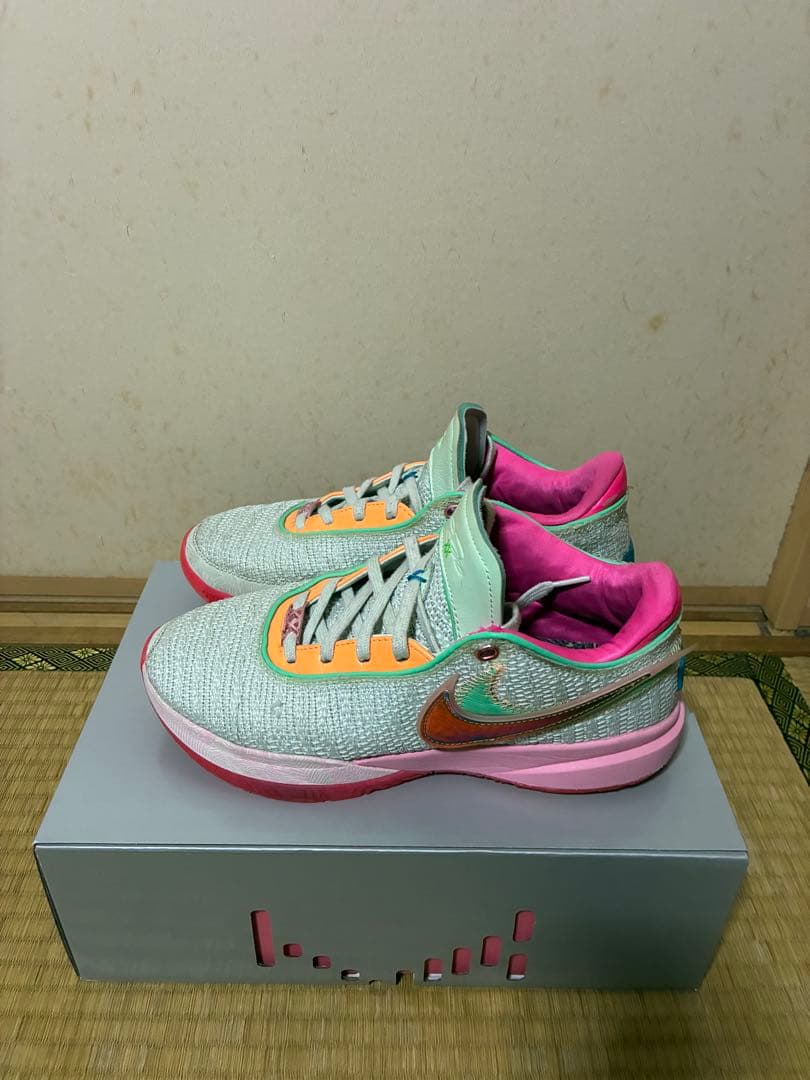 Nike LeBron 20 EP “Time Machine”