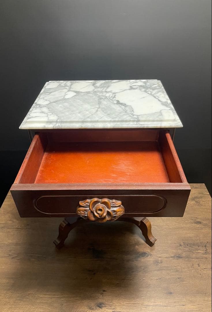 イタリア製　大理石　ハープ　サイドテーブル