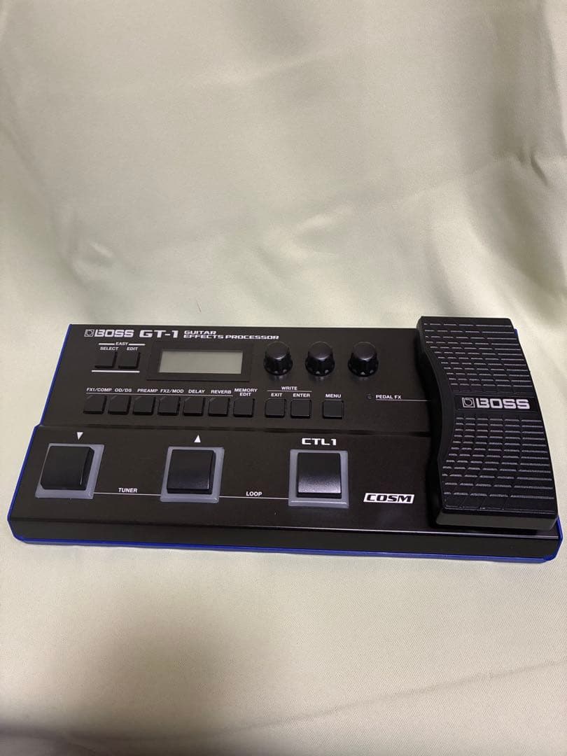 BOSS GT-1 + BOSS純正ACアダプタ　ギターエフェクター