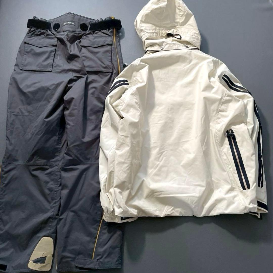 【高機能】MIZUNO　スキーウェア 上下セット L ブレスサーモ 防寒 防水