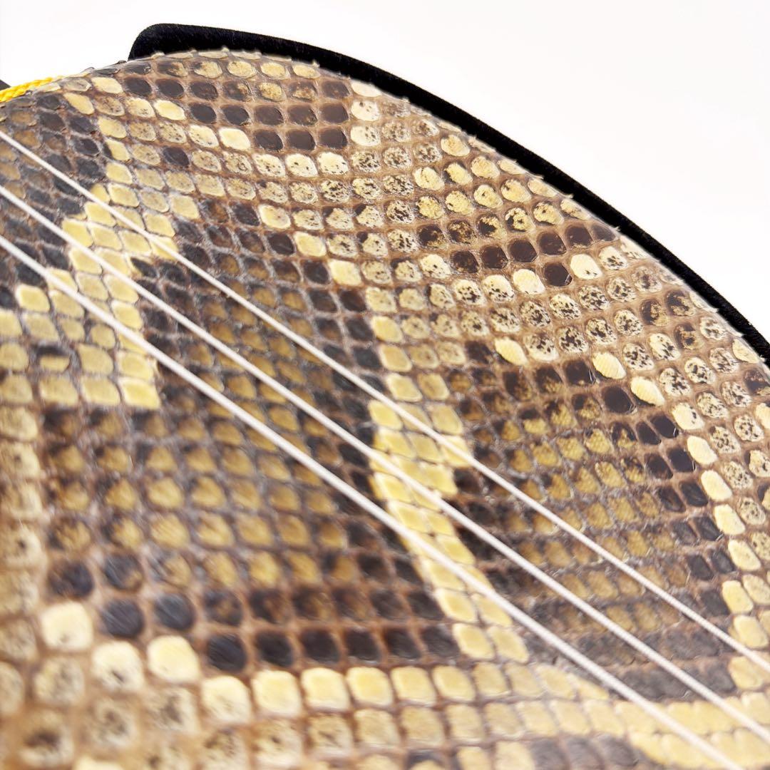 【かずさん専用】沖縄三線 本蛇皮 強化張 真壁型 爪付 ハードケース付 ウマ