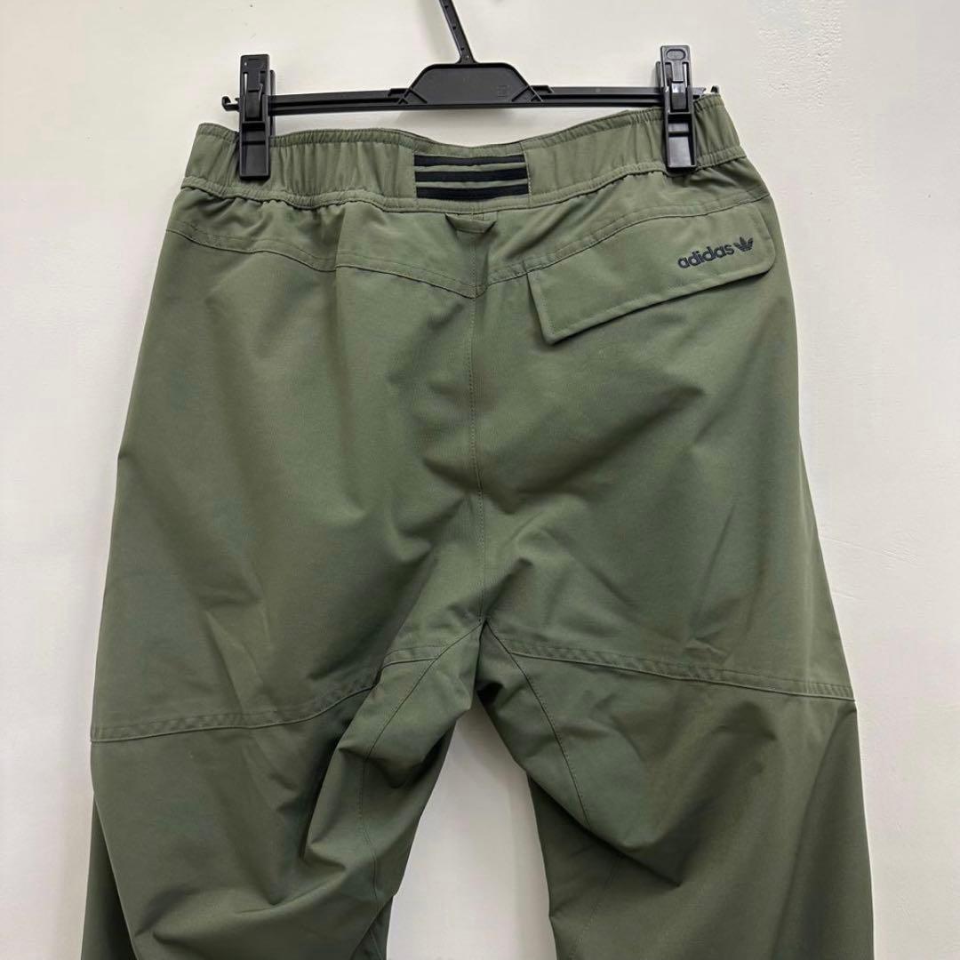 【新品】adidas アディダス　スノーウェア　スノーボード　パンツ　Mサイズ