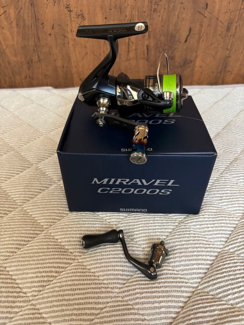 シマノ　ミラベルC2000S未使用