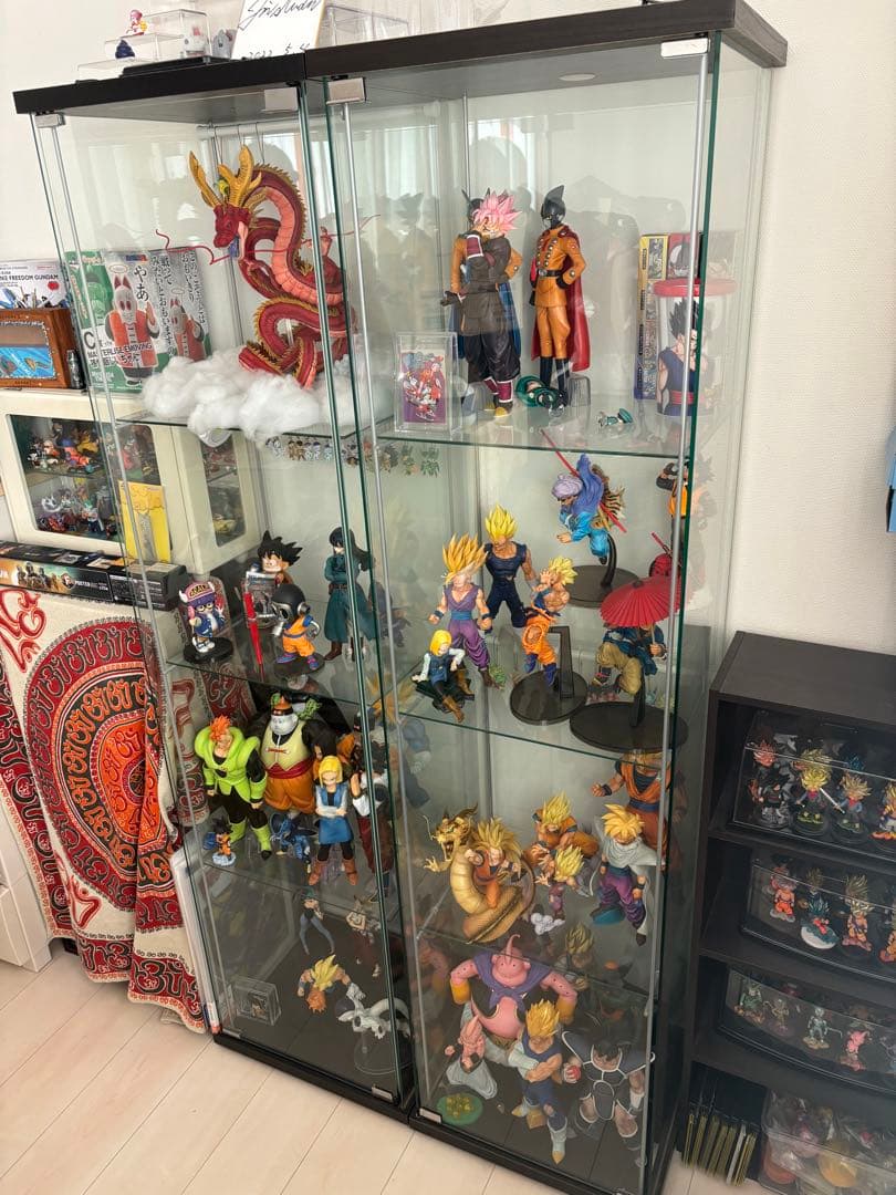 デトルフ 黒　2台　※フィギュアは付きません。