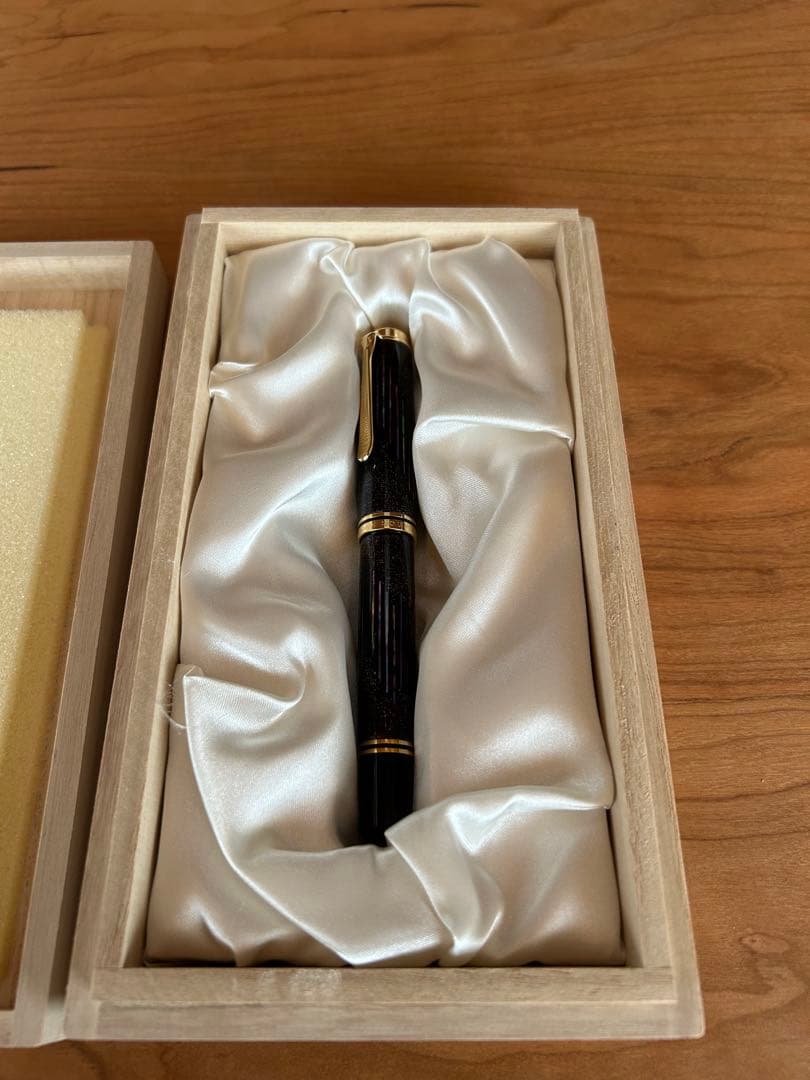 Pelikan ペリカン 万年筆 リミテッドエディション M1000 螺鈿 彩星