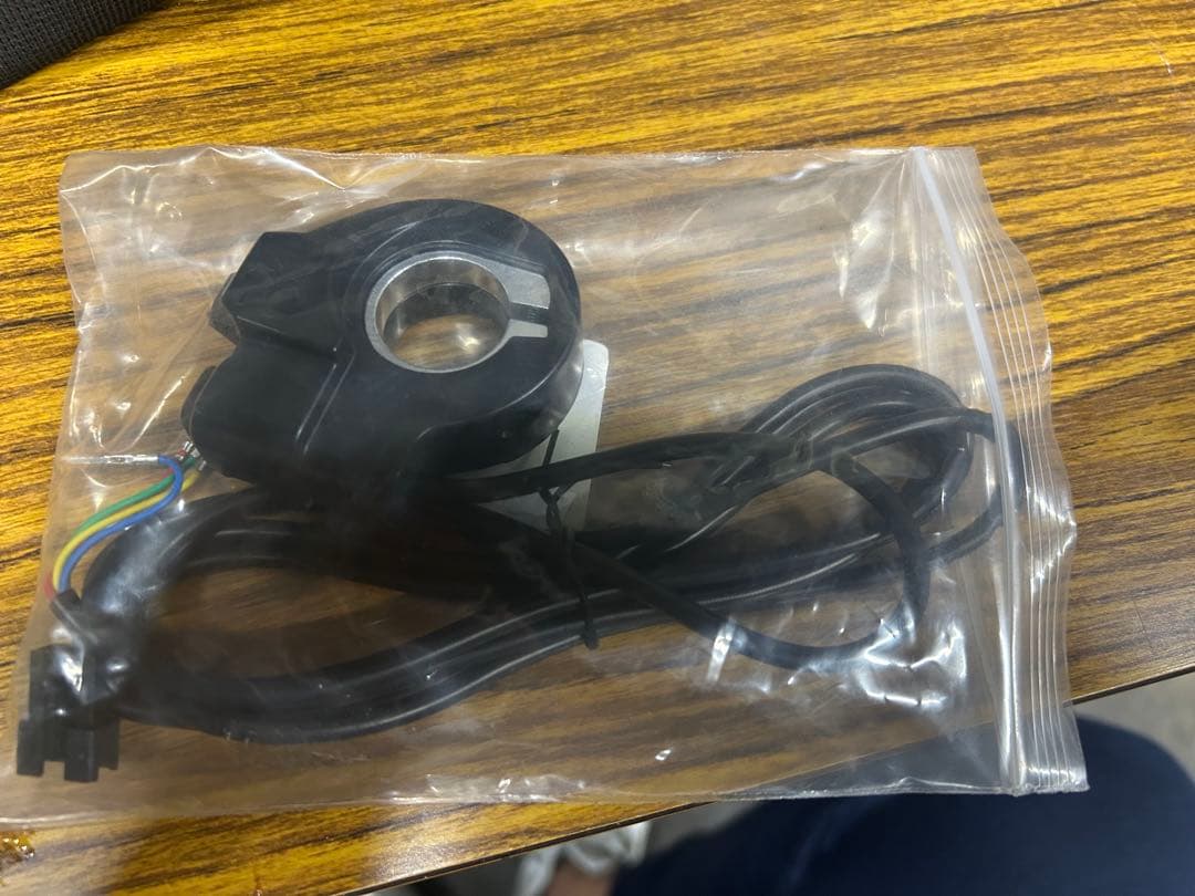 引き取り限定　　ARCHON A02 電動アシスト自転車 ブラック　傷、汚れあり