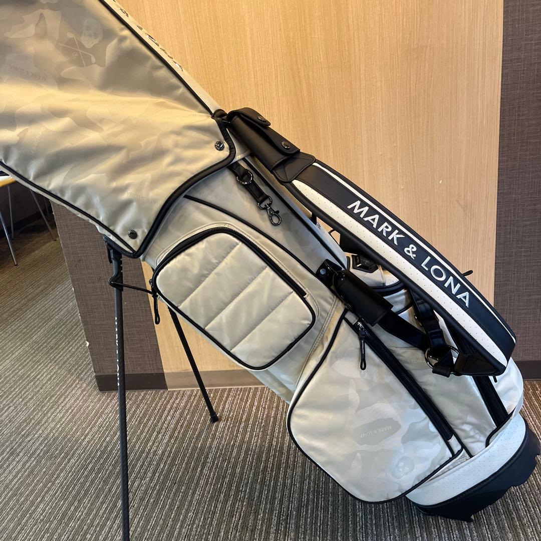 マークアンドロナ　キャディーバッグ　ほぼ未使用