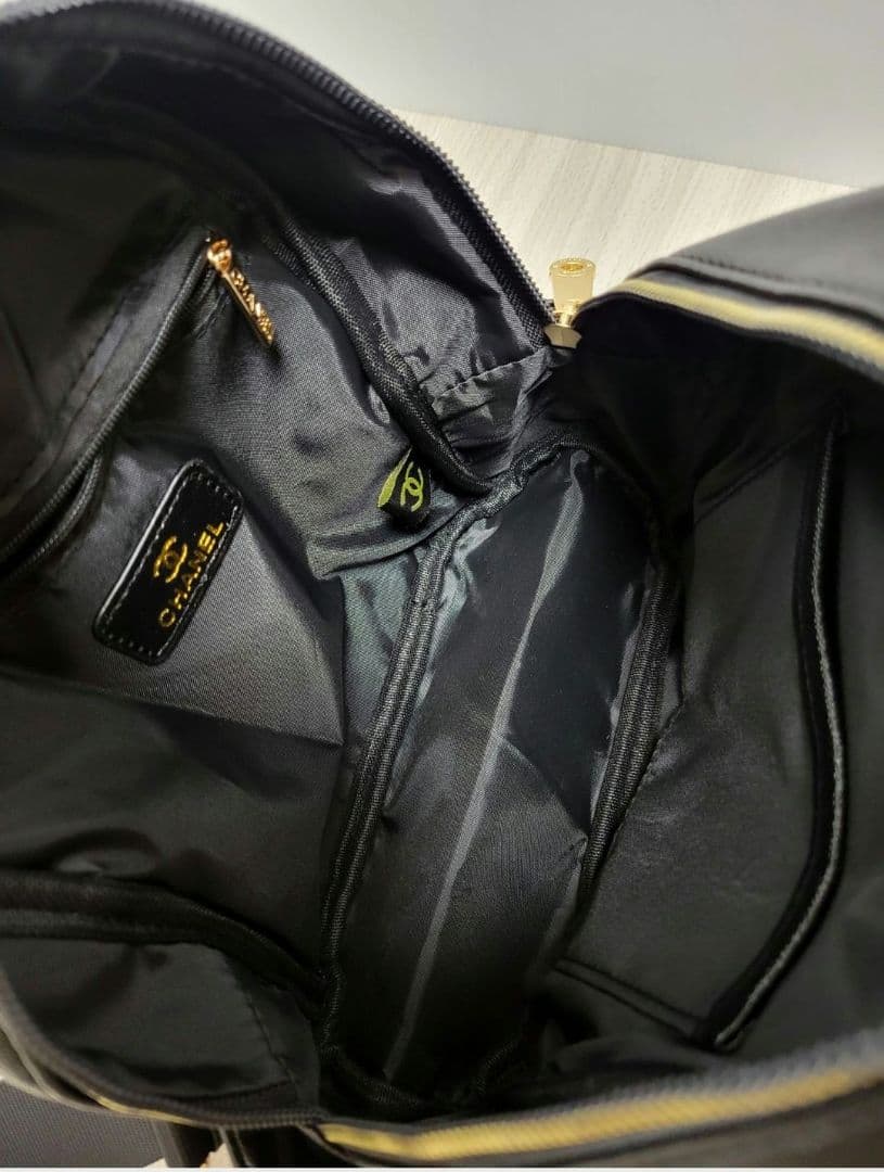 シャネル リュック ノベルティ バッグ リュックサック 刺繍入 チェーム付